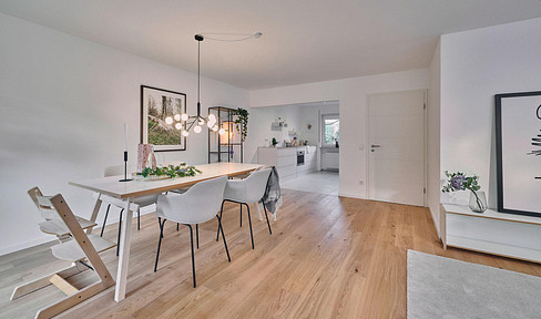 Beautiful, renovated terraced house with 6 rooms and plenty of space, located in northern Nuremberg.