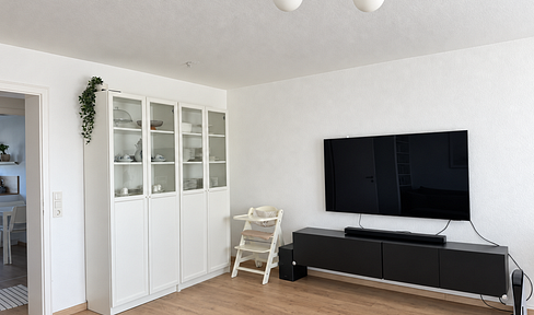 3-room apartment with a balcony, daylight bathroom, and guest toilet in Pfullendorf.