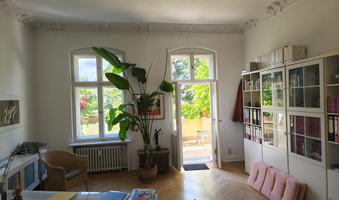 Dream apartment in a historic villa in Lichterfelde West.