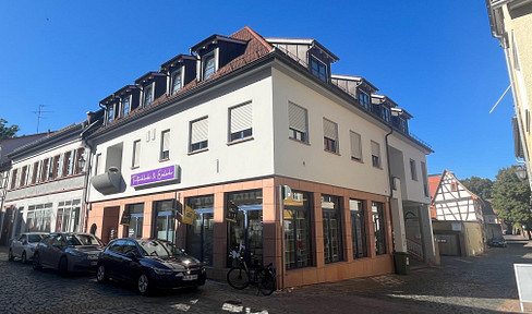 Excellent retail space available for rent in the heart of Groß-Umstadt, starting January 1st, 2027.
