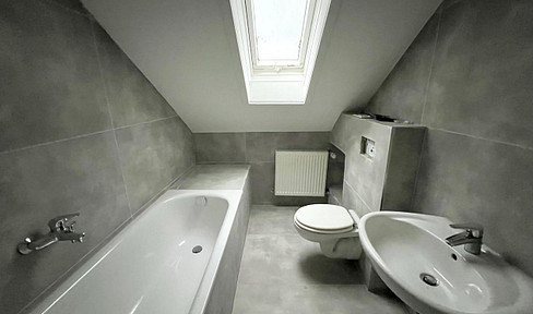 Renovated 3-room apartment for rent in the city center of Witten.