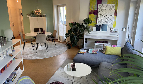 Light-flooded penthouse with roof terrace and private garden at Jenischpark from private owner
