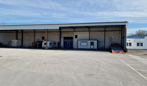 Warehouse spaces available: 650 / 1150 / 2400 / 2800 square meters.
Location: Indu Bergkamen-Rünthe (available 24 hours a day, 7 days a week).
Price: €3.50 per square meter net, including all costs.