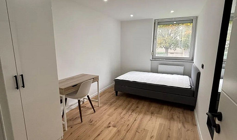 Schönes und Großes WG Zimmer in Nürnberg