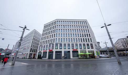 Pronájem kanceláře 1.394 m²