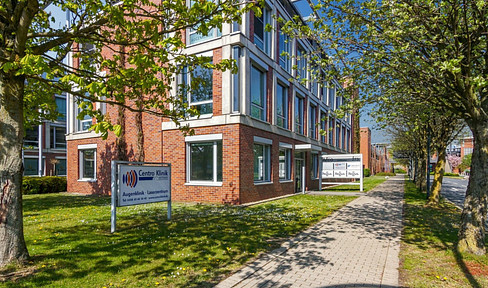 Pronájem kanceláře 1.372 m²