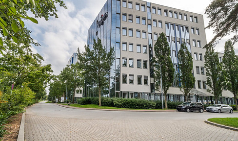 Office space for rent, 639 square meters.