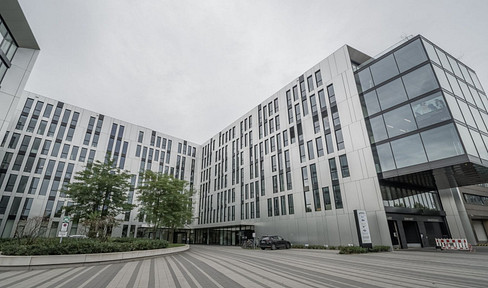 Office space for rent: 1,456 square meters.