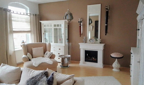 Beautifully renovated 2-room apartment in a historic building, fully furnished.