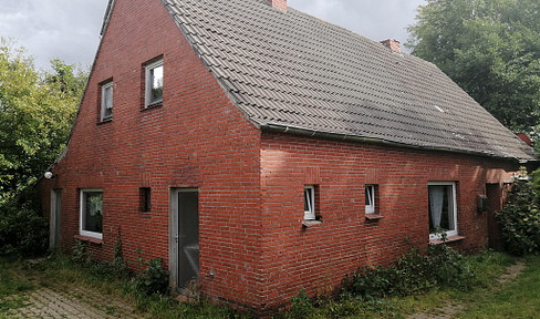 Renovation required: Single-family house.