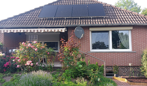 Detached house near the Central Canal.
