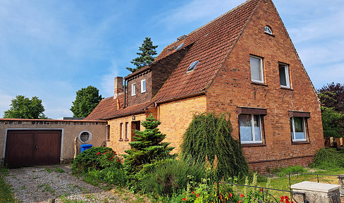 Charmantes 120 m ² Backsteinklinkerhaus mit Grundstück 719 m² in optimaler, sehr ruhiger Lage