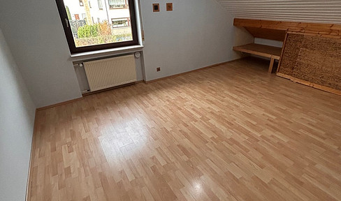 Attraktive 3-Zi.+Wintergarten-DG-Wohnung in Bruchsal