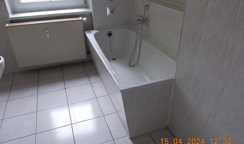 Large three-room apartment for rent in Altdöbern.
