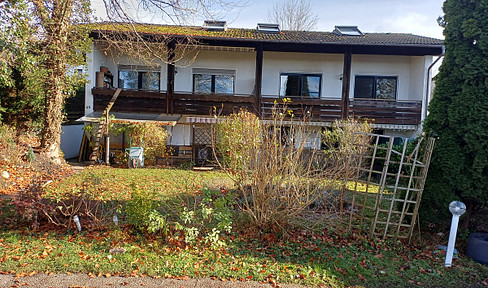 Helle 3 Zimmerwohnung mit Bergblick