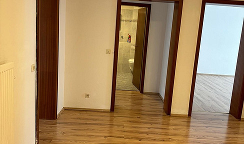 3-Zimmer-Wohnung mit Balkon im 1. OG in Hannover Oststadt