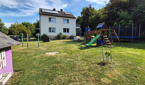 Detached house in Hengstey: 5 rooms, 130 m², 2 bathrooms, garden.
