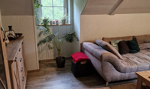 4-room apartment, 77 square meters, with parking space, located in Neukirchen beim Heiligen Blut.
