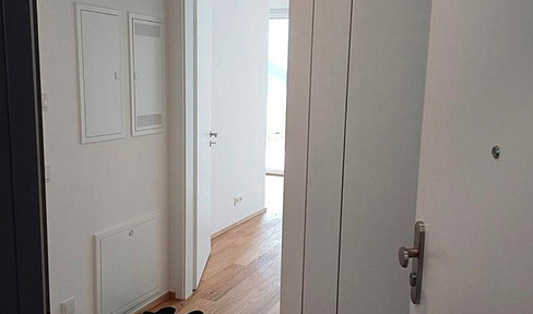 Exclusive new 1-bedroom apartment in Haar – Brand new, never occupied, and with excellent transport links.