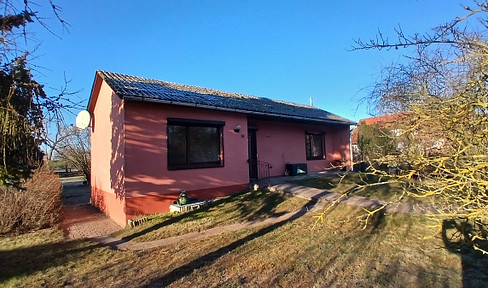 Einfamilienhaus in traumhaft idyllischer Lage an der Elbe