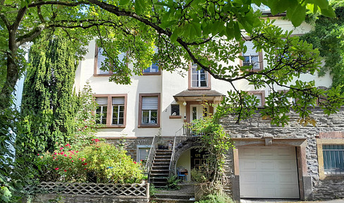 Mosel-Promenade Großzügiges Anwesen für Individualisten