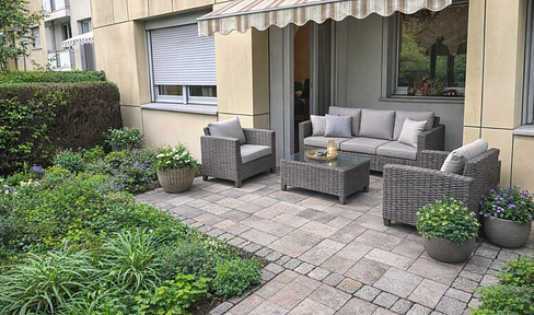 Attractive ground-floor apartment with a 16 m² sun terrace – available directly from the owner, no commission fees.
