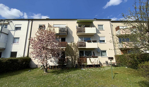 Well-maintained 3.5-room apartment in Oberhaunstadt, close to the city center.