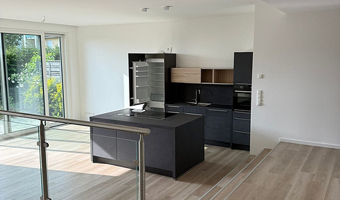 Live amidst nature, yet close to Dresden – a high-quality 3-room apartment with a terrace.