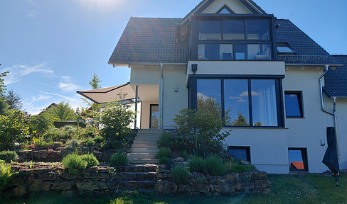 Großzügige 4 Zimmerwohnung in Erfurt Marbach