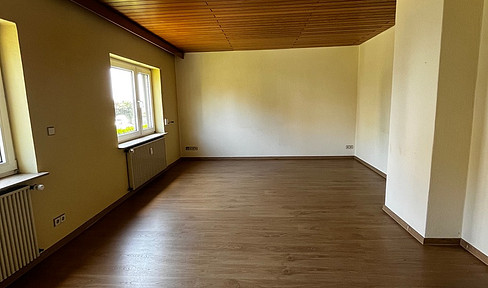 Ground floor apartment near Kassel Hospital and University.