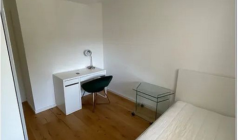 Private room in Munich-South.