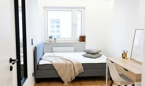 Room in a shared apartment with character is looking for a new female resident (FEMALE SHARED APARTMENT!!!) / Eduard-Spranger-Straße 16, Munich / WE51 / 7th floor / Room 3.