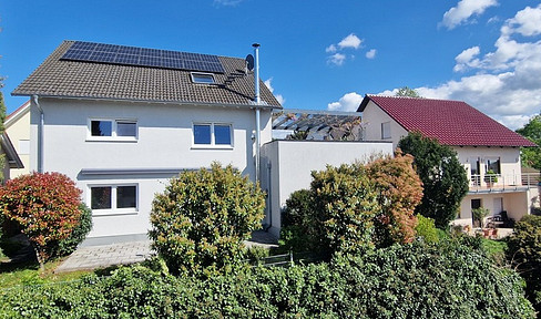 Maisonette-Wohnung mit Ausblick über die Rheinebene