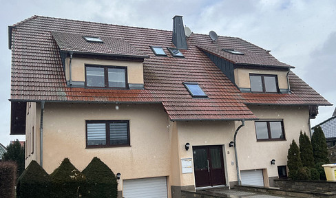 Niederdorla, 4 Familienhaushälfte