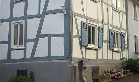 Altenstadt, detached house with additional building.