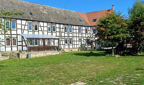 Großenehrich-local district, multi-family house.