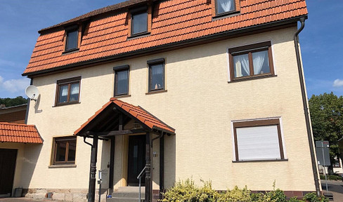 Trusetal, Wohn-und Geschäftshaus