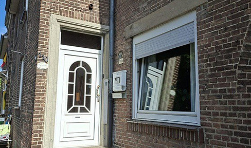 Einfamilienhaus mit viel Platz samt Garten in Emmerich am Rhein