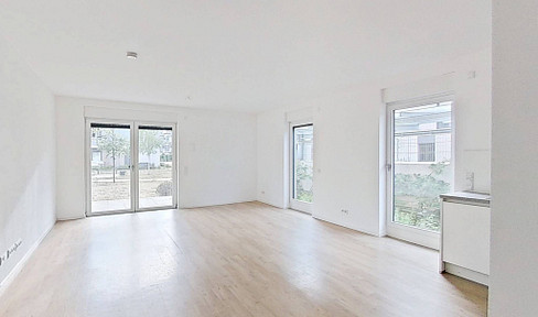 Dream Apartment: Bright 2-room apartment with fitted kitchen and terrace!