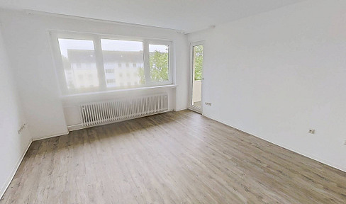 Spacious 3-room apartment with a balcony and plenty of comfort, located in Paderborn-Sennelager.