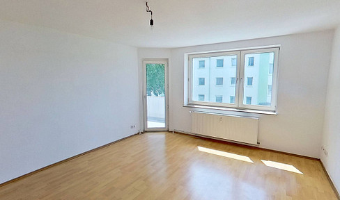 Minden-Dankersen: Renovated 3-room apartment with balcony.