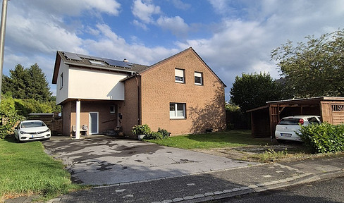 2 Familienhaus in ruhiger Lage