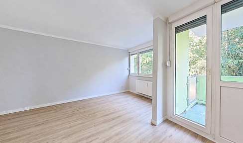 Moderne und hell gestaltete 3-Zimmer-Wohnung mit BALKON und EBK