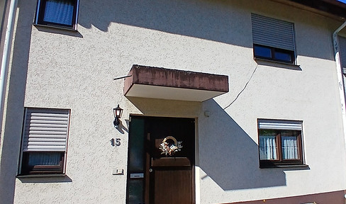 Terraced house in a good location in Kandern.