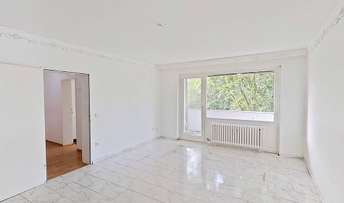 Large 4-room apartment with 2 balconies and a fitted kitchen in the Kinderhaus district of Münster.