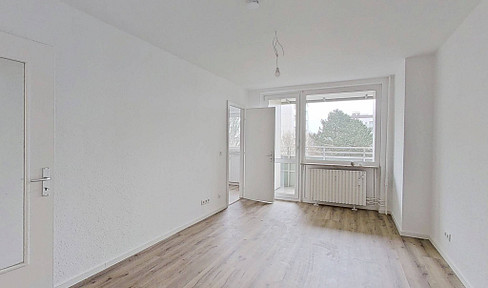 Autumn break for your wallet - We waive your first month's rent: Well-designed studio apartment with a BALCONY.