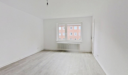 Die Blätter fallen, Ihre Miete auch: Helle 3-Zimmer-Wohnung mit Balkon