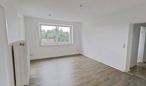 Well-designed 3-room apartment with a balcony and fitted kitchen.