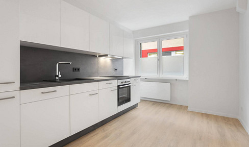 Vollständig renovierte 3-Zi.-Erdgeschosswohnung mit moderner Einbauküche!