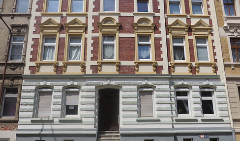 Lebendiges Stadtwohnen: 2-Raum-Wohnung in Dessau-Roßlau